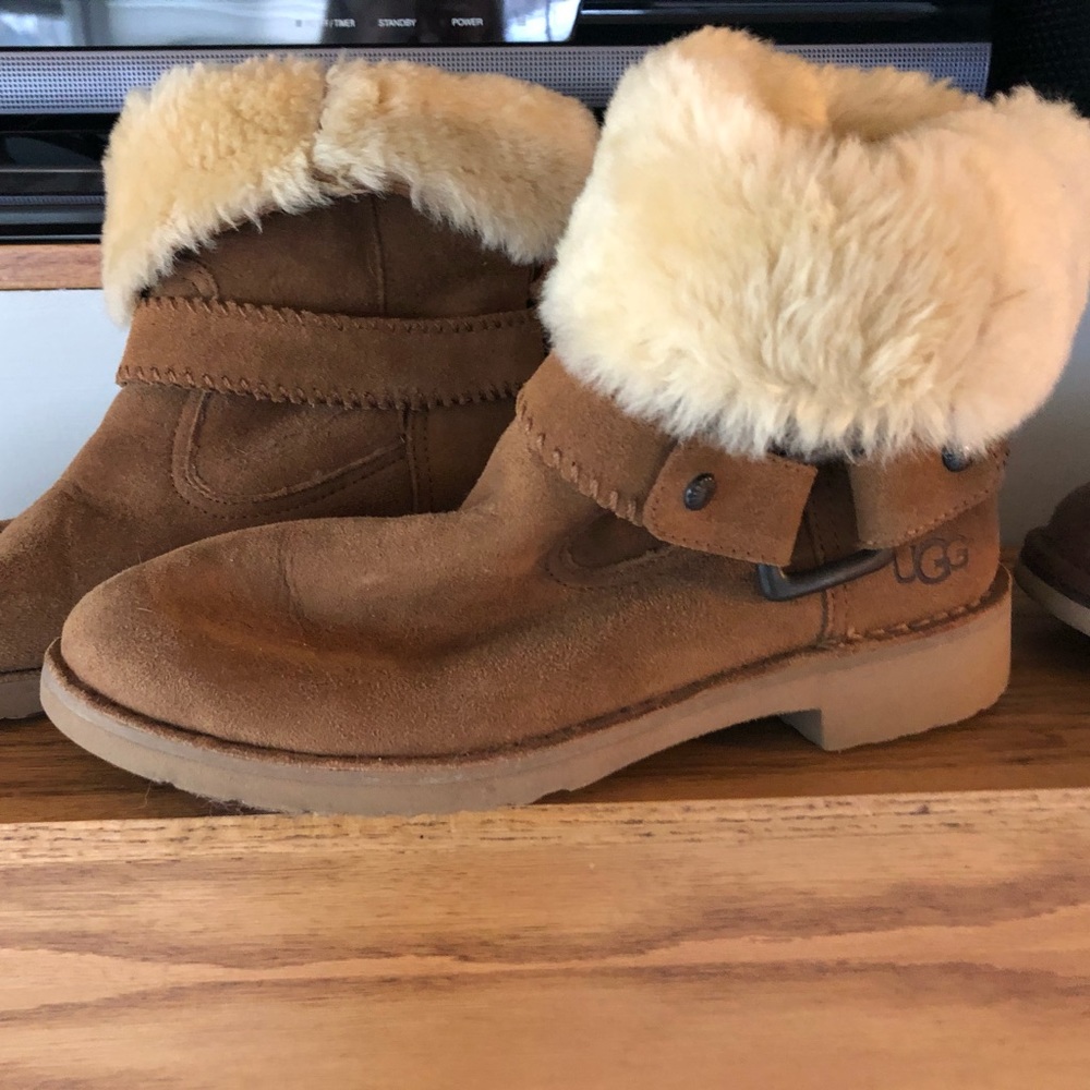 UGG Short Boots